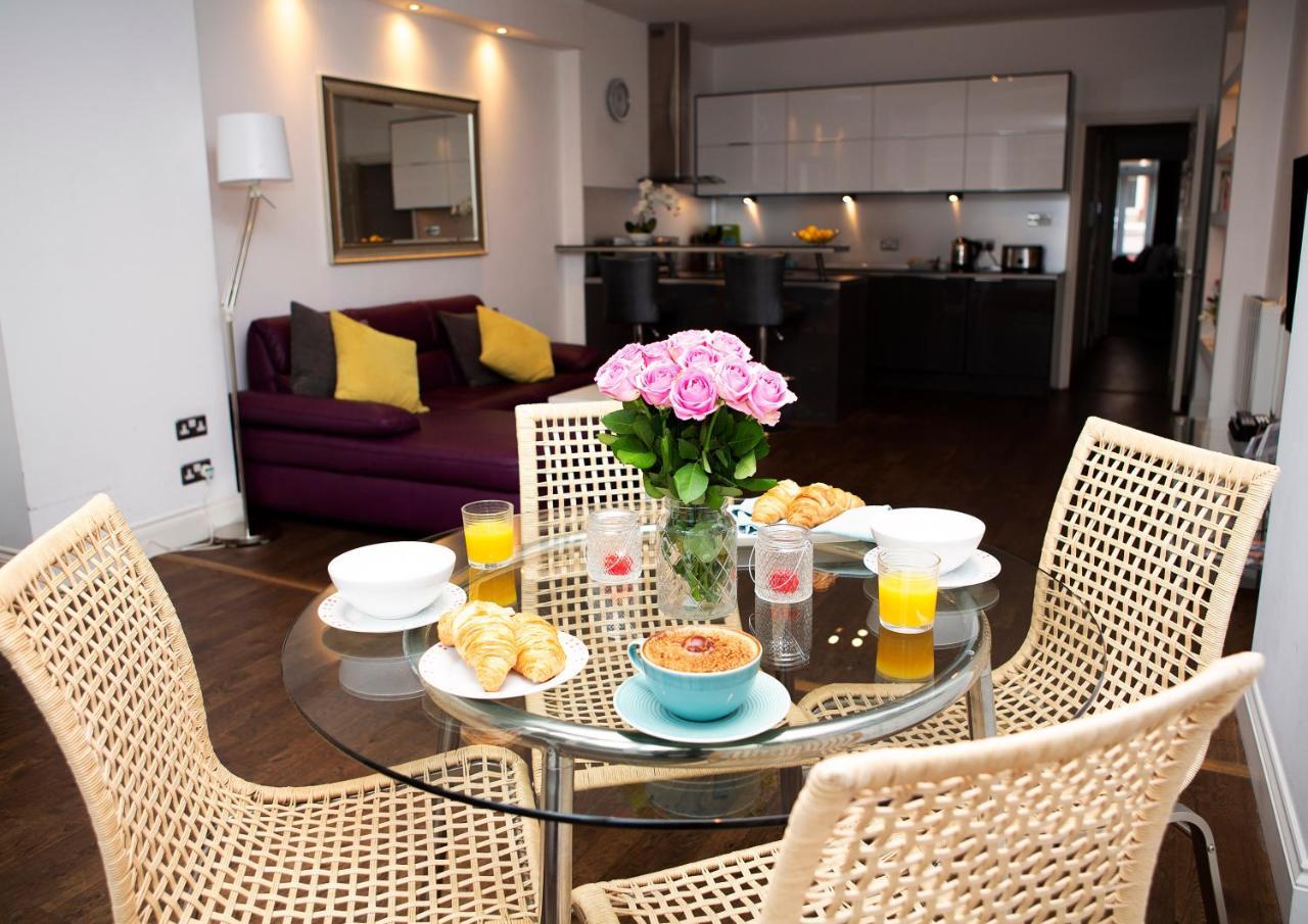 Apt 1, Trafalgar Square 1St Floor By Indigo Flats Londres Exterior foto